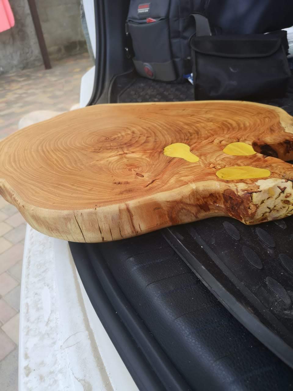 Live Edge Serving Board
